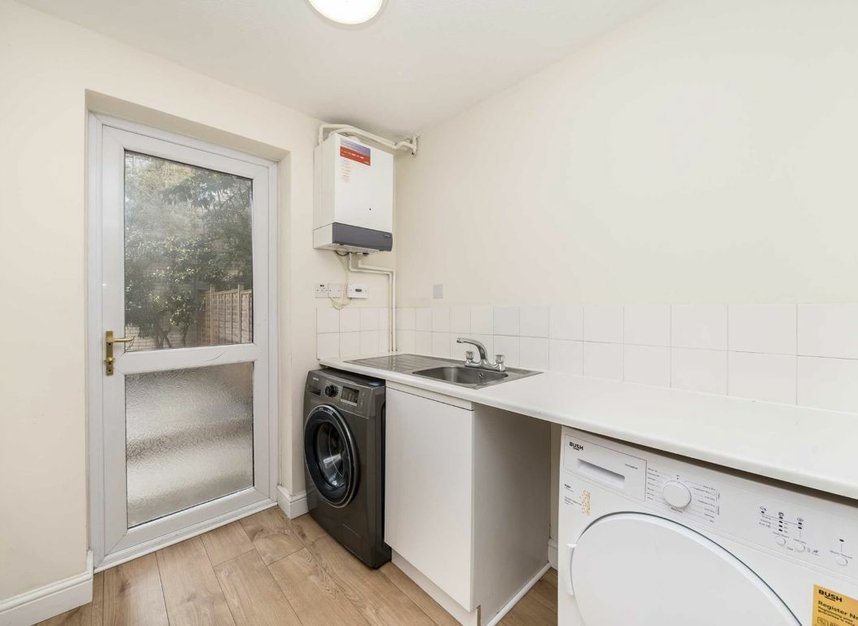 Properties sold in Bray Crescent - SE16 6AN view9