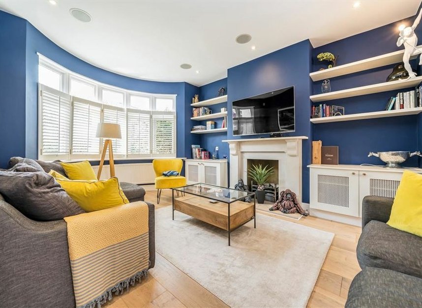 Properties for sale in Briarwood Road - SW4 9PJ view5