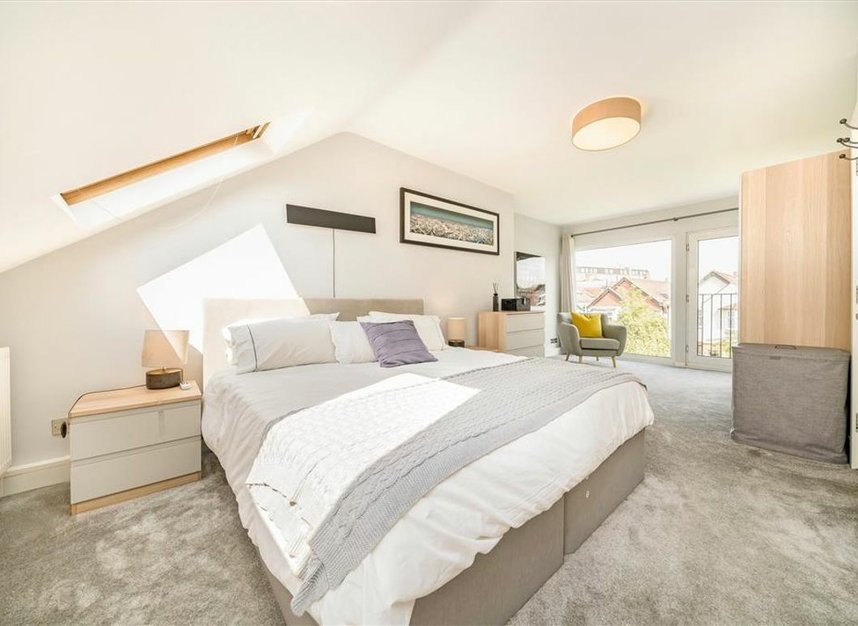 Properties for sale in Briarwood Road - SW4 9PJ view7