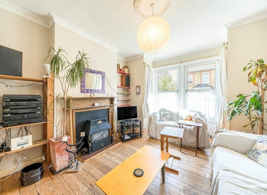 Properties sold in Brightfield Road - SE12 8QF view2