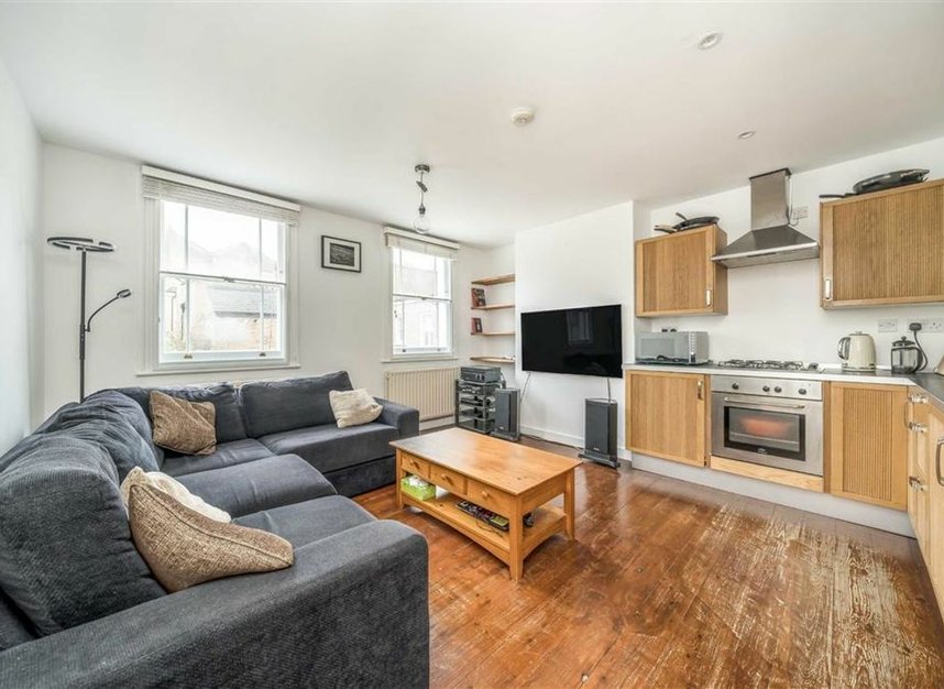 Properties sold in Brighton Grove - SE14 5UR view4
