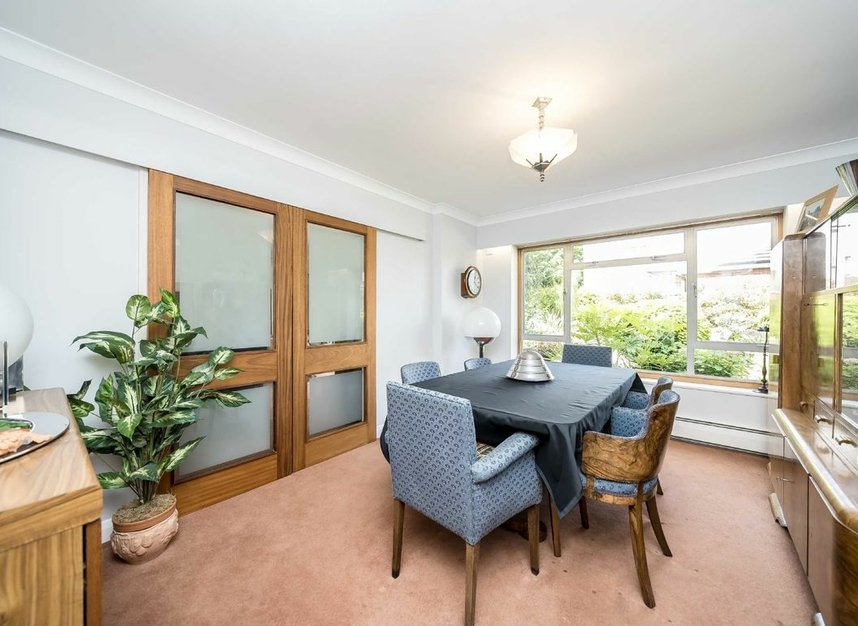 Properties sold in Broomfield - TW16 6SW view4
