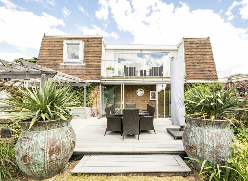 Properties sold in Broomfield - TW16 6SW view7
