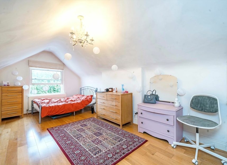 Properties for sale in Broughton Road - W13 8QW view5