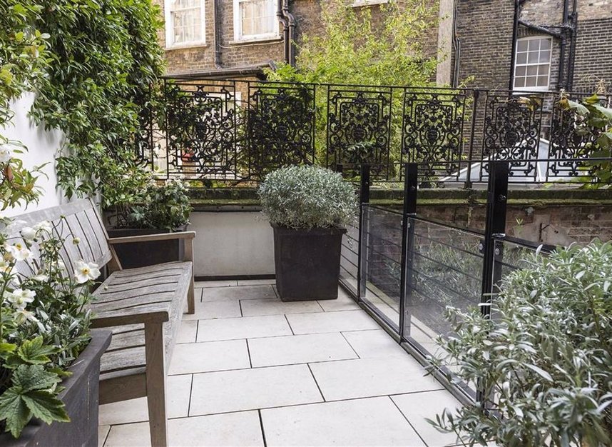 Properties sold in Buckingham Place - SW1E 6HR view14