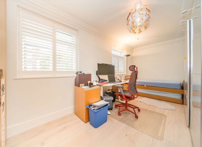 Properties for sale in Buckland Crescent - NW3 5DU view6