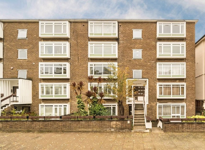 Properties for sale in Buckland Crescent - NW3 5DU view1