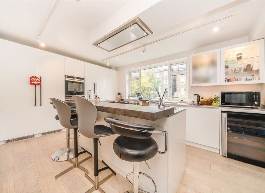 Properties for sale in Buckland Crescent - NW3 5DU view2