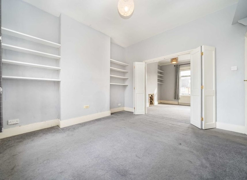 Flat for sale in Buckleigh Road, London, SW16 (Ref 218797) Dexters