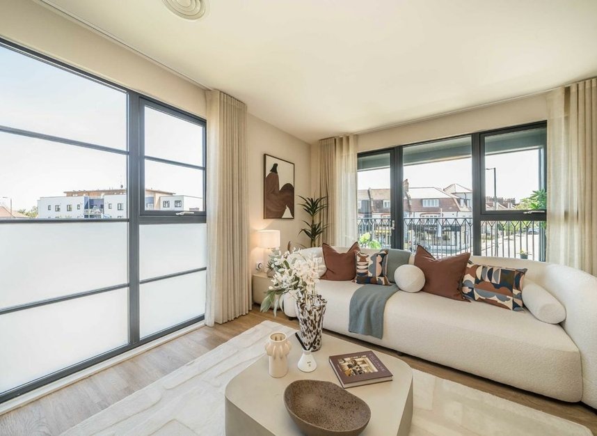 Properties for sale in Burlington Road - KT3 4NE view1