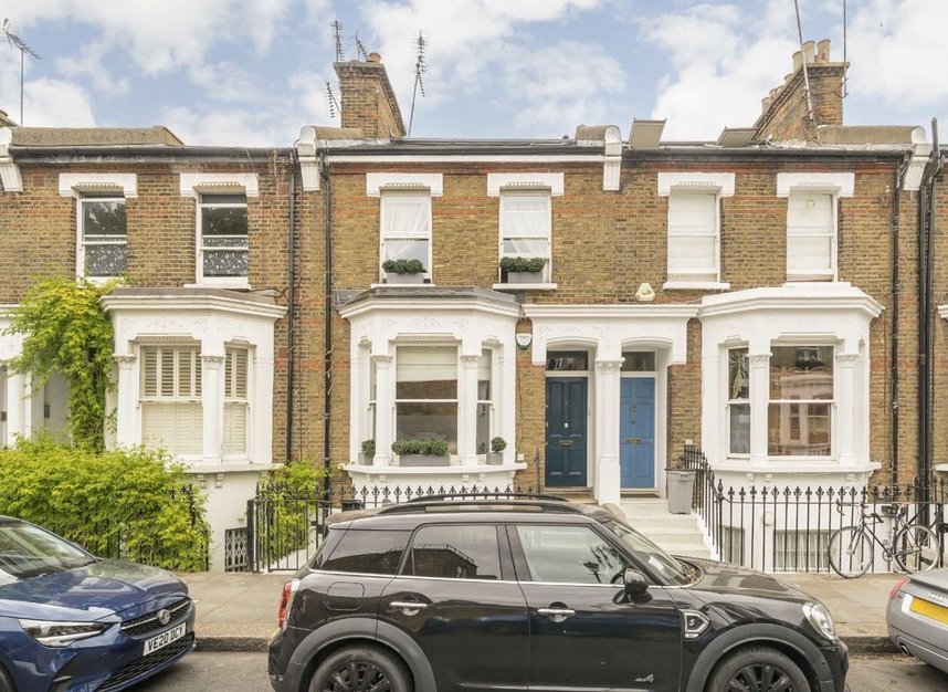 Properties for sale in Burnaby Street - SW10 0PR view1