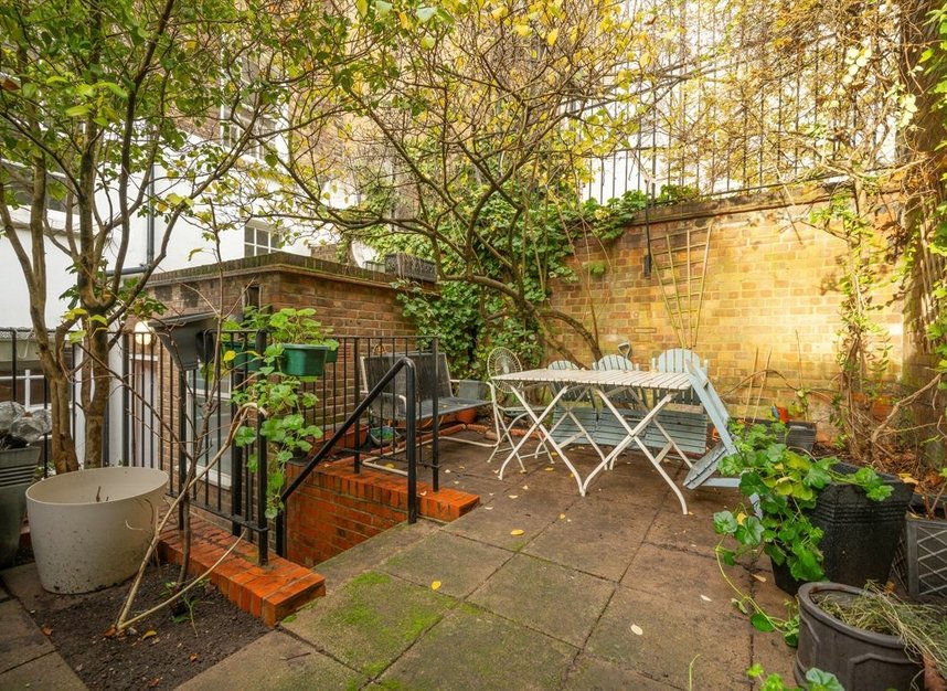 Properties for sale in Burton Street - WC1H 9AQ view8