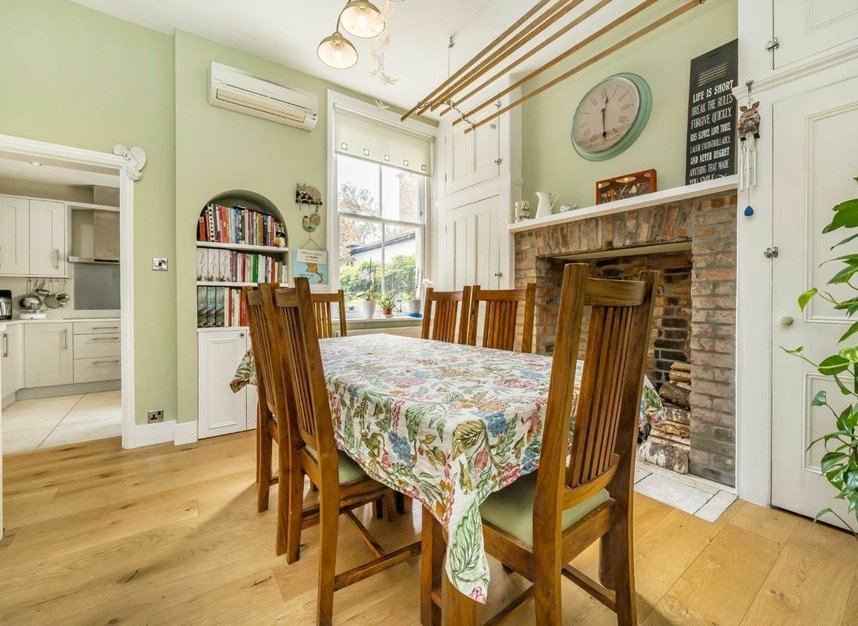 Properties for sale in Buxton Gardens - W3 9LF view7