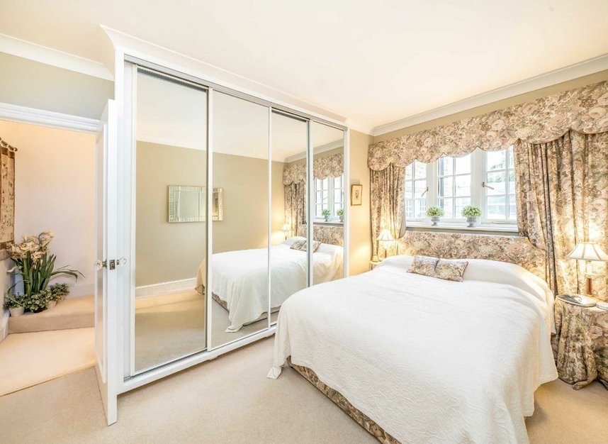 Properties for sale in Bywater Street - SW3 4XH view7