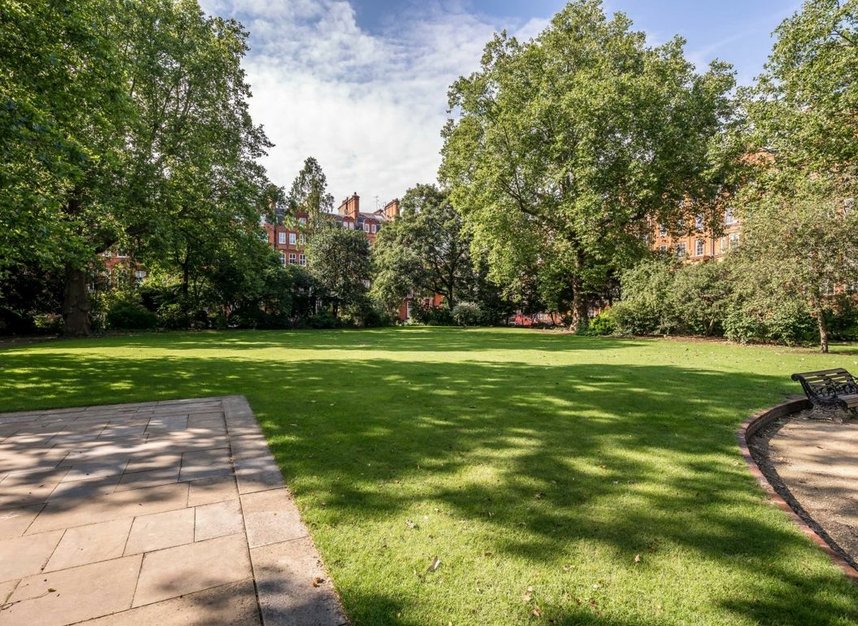 Properties for sale in Cadogan Gardens - SW3 2RF view7