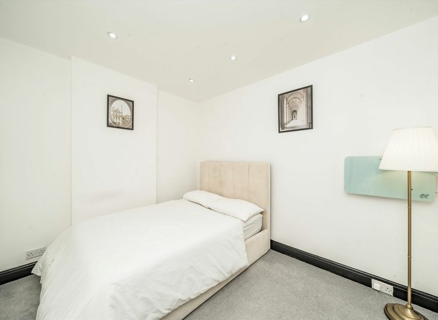 Properties sold in Caledonian Road - N7 8TD view7