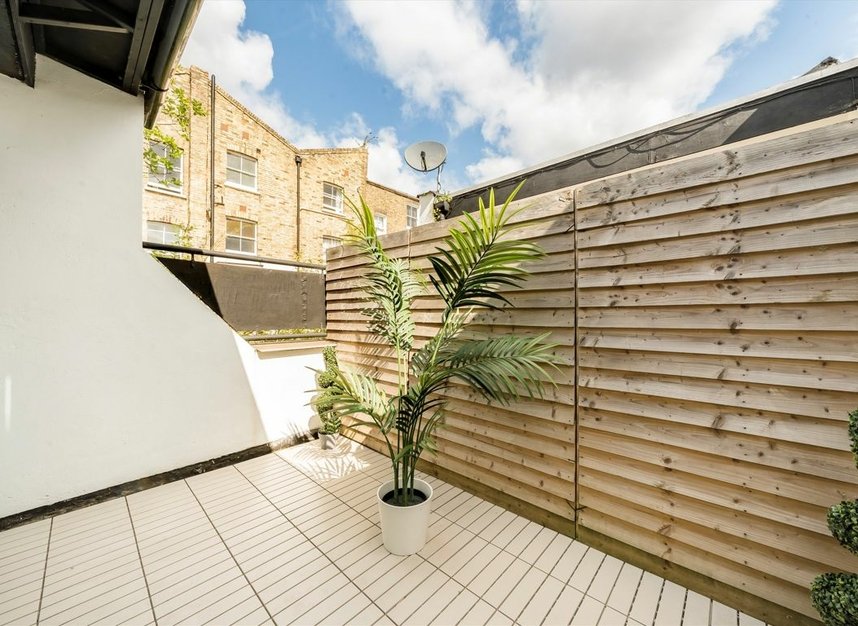 Properties sold in Caledonian Road - N7 8TD view3