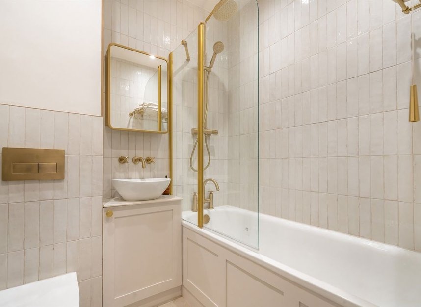 Properties for sale in Calthorpe Street - WC1X 0JS view7