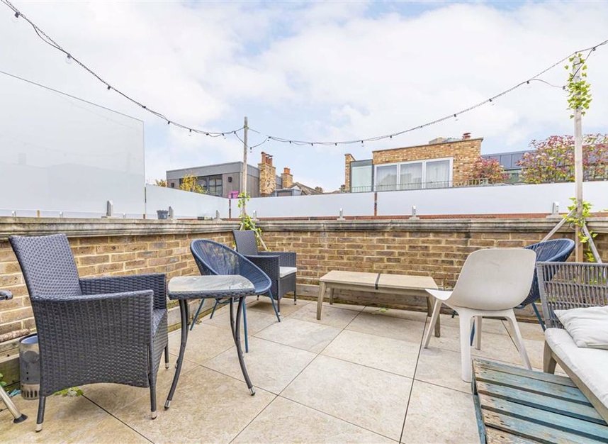 Properties for sale in Calvin Street - E1 6NW view9