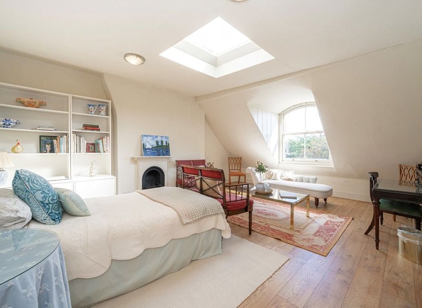 Properties for sale in Cambridge Park - TW1 2PF view7