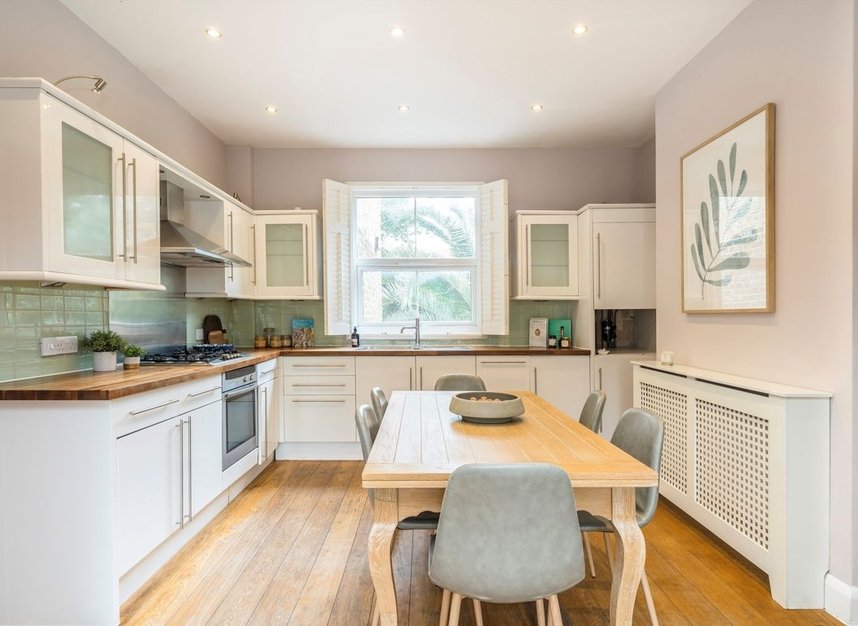 Properties for sale in Cambridge Road North - W4 4AA view3