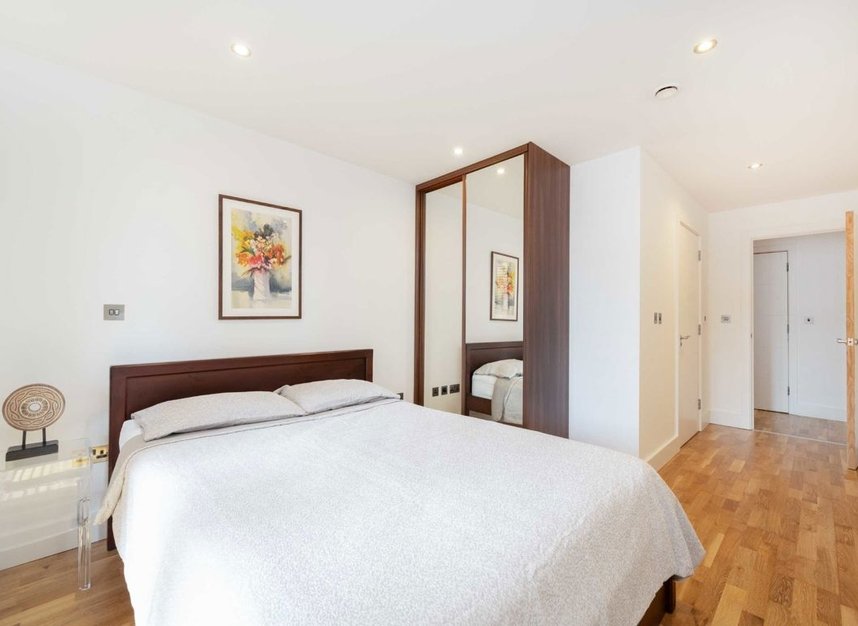 Properties for sale in Camden Road - NW1 9LR view6
