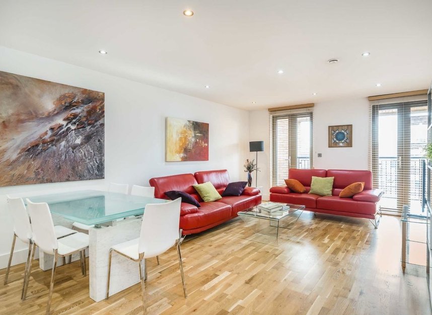 Properties for sale in Camden Road - NW1 9LR view2