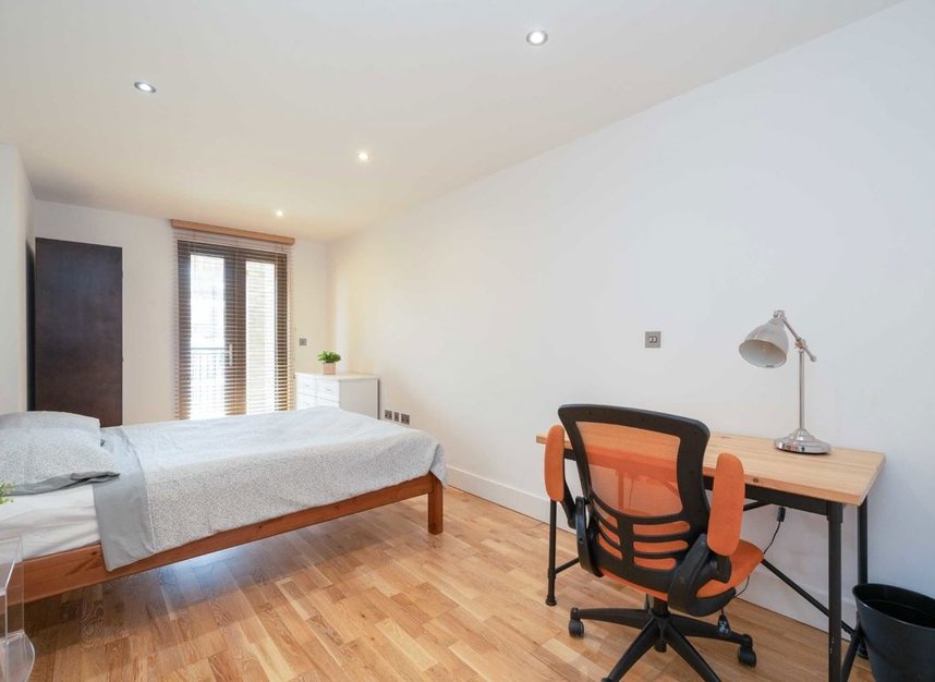 Properties for sale in Camden Road - NW1 9LR view7