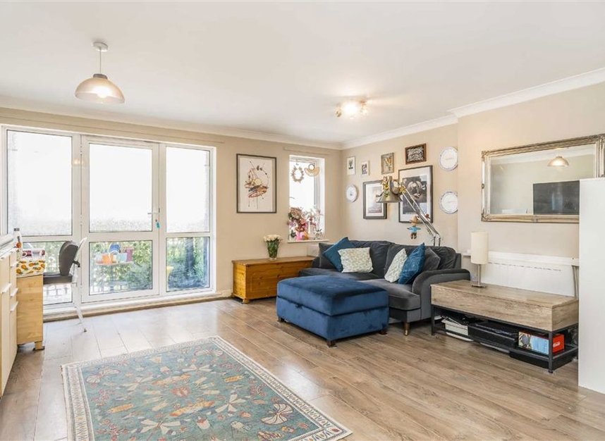 Properties for sale in Candle Street - E1 4SF view2