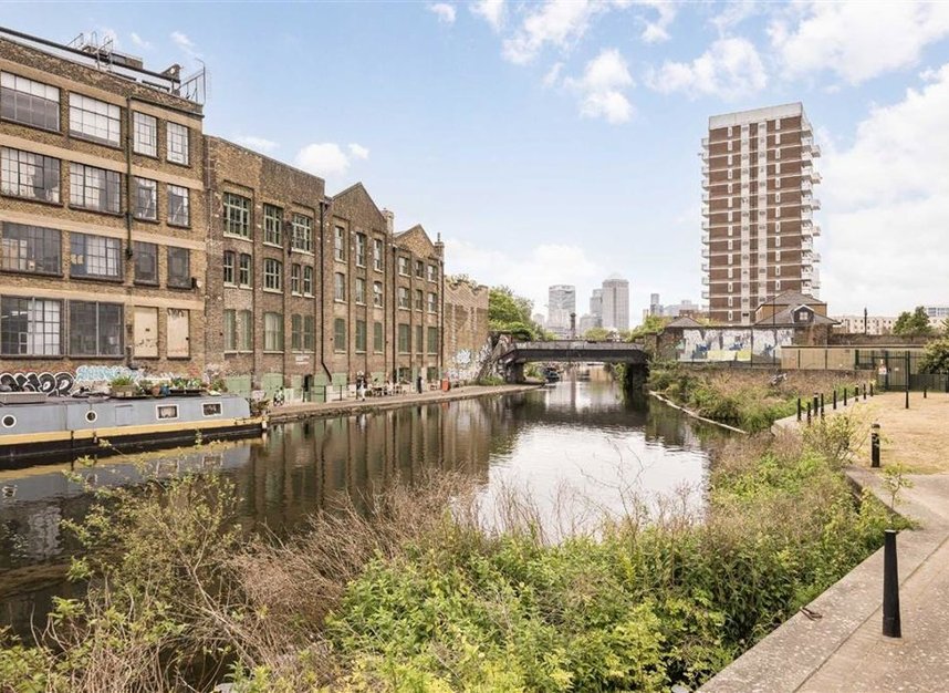 Properties for sale in Candle Street - E1 4SF view9