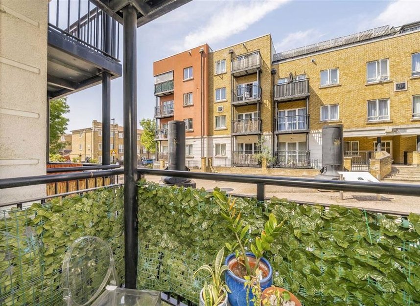 Properties for sale in Candle Street - E1 4SF view5