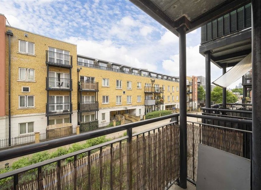Properties for sale in Candle Street - E1 4RX view9