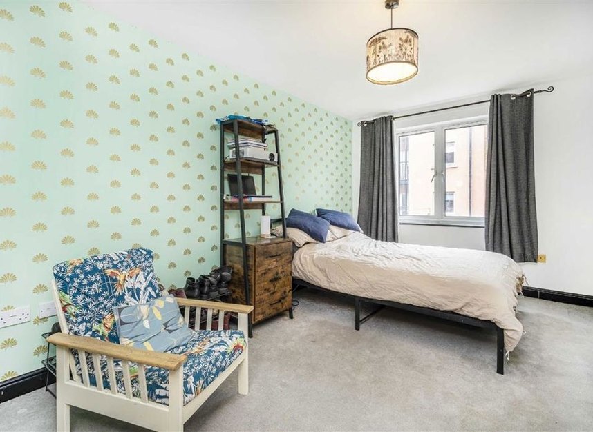 Properties for sale in Candle Street - E1 4RX view6