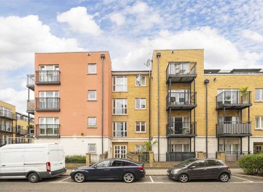 Properties for sale in Candle Street - E1 4RX view1