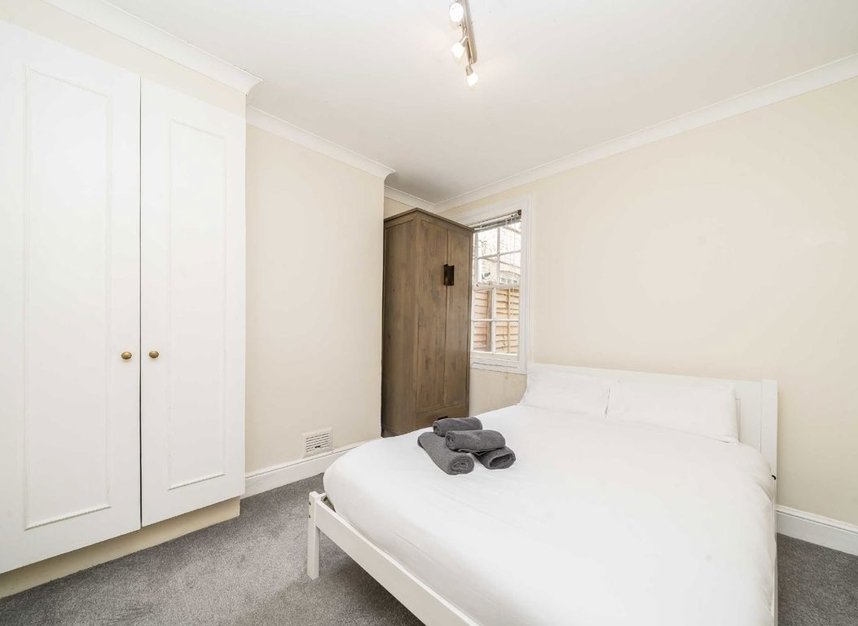 Properties for sale in Canon Beck Road - SE16 6DF view4