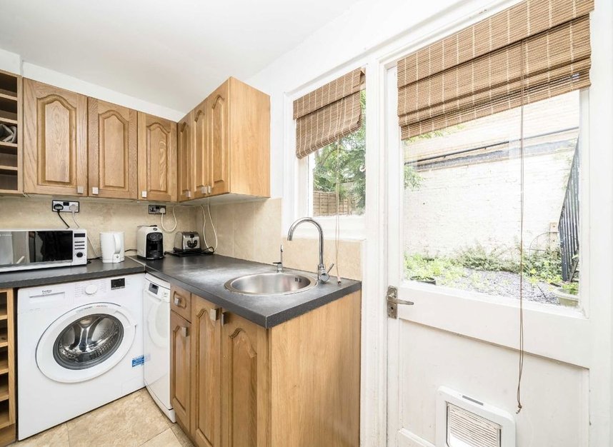 Properties for sale in Canon Beck Road - SE16 6DF view3