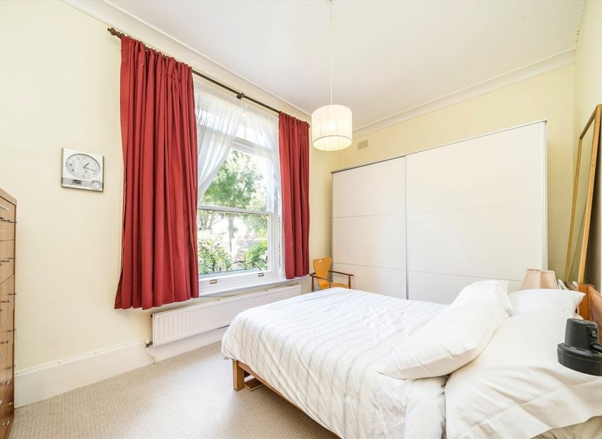 Properties for sale in Carleton Road - N7 0ET view5