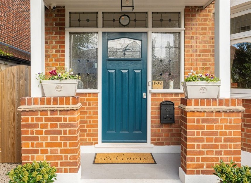 Properties for sale in Carlisle Road - TW12 2UL view17