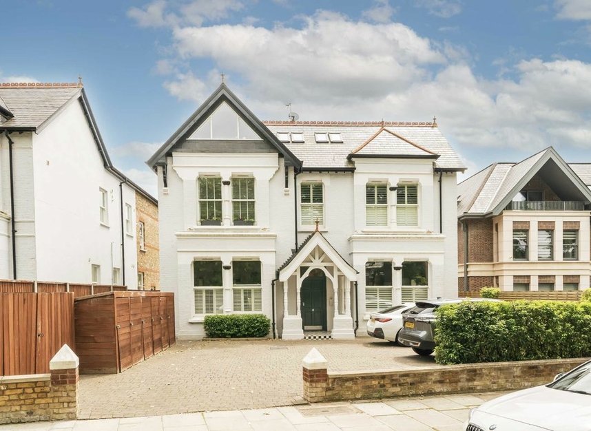 Properties sold in Carlton Road - W5 2AW view1