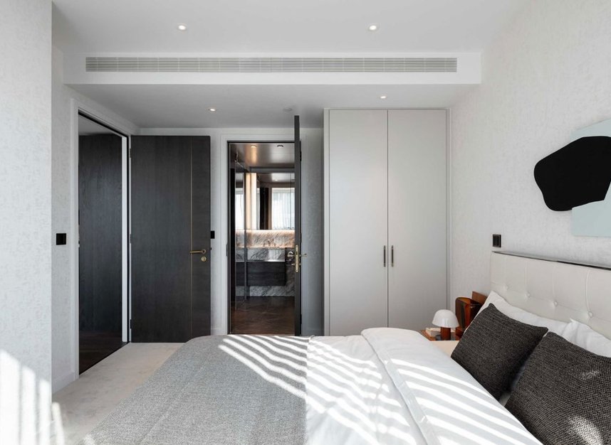 Properties for sale in Carnation Way - SW8 5GZ view2
