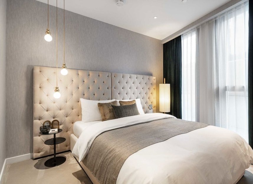 Properties for sale in Carnation Way - SW8 5GZ view7
