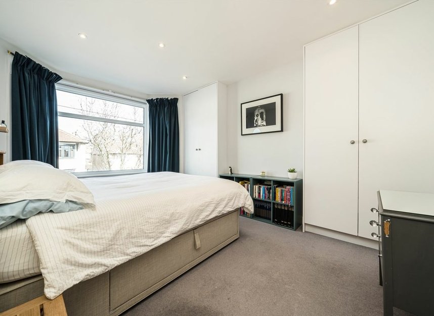 Properties sold in Casslee Road - SE6 4XH view5