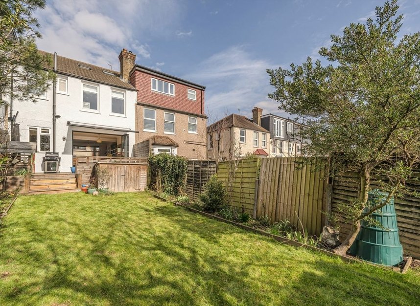 Properties sold in Casslee Road - SE6 4XH view9