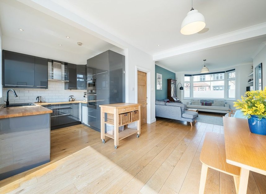 Properties sold in Casslee Road - SE6 4XH view3