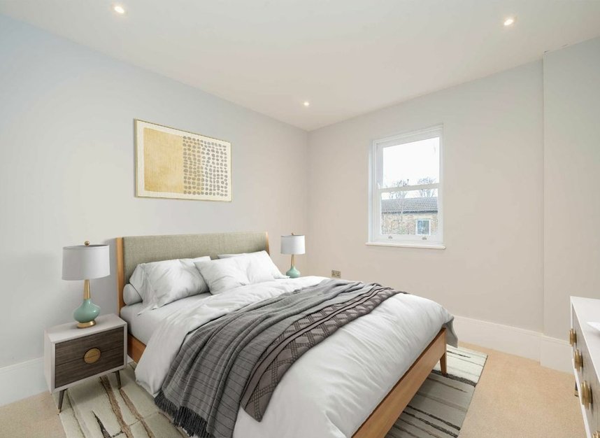 Properties for sale in Castlebar Road - W5 2DL view3