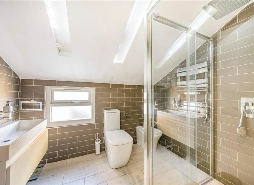 Properties for sale in Cathles Road - SW12 9LE view12