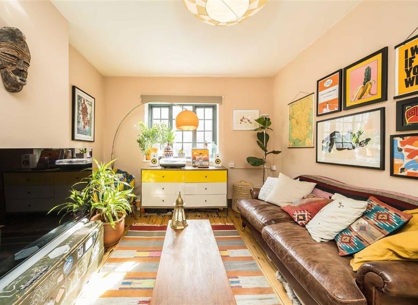 Properties for sale in Cavell Street - E1 2BP view3