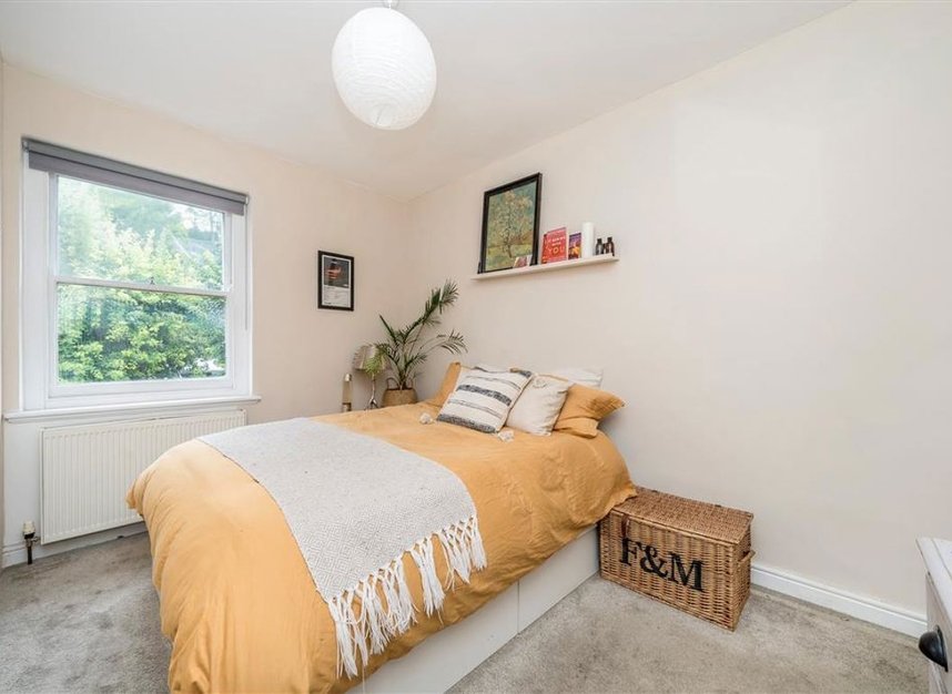 Properties for sale in Cavell Street - E1 2BS view5