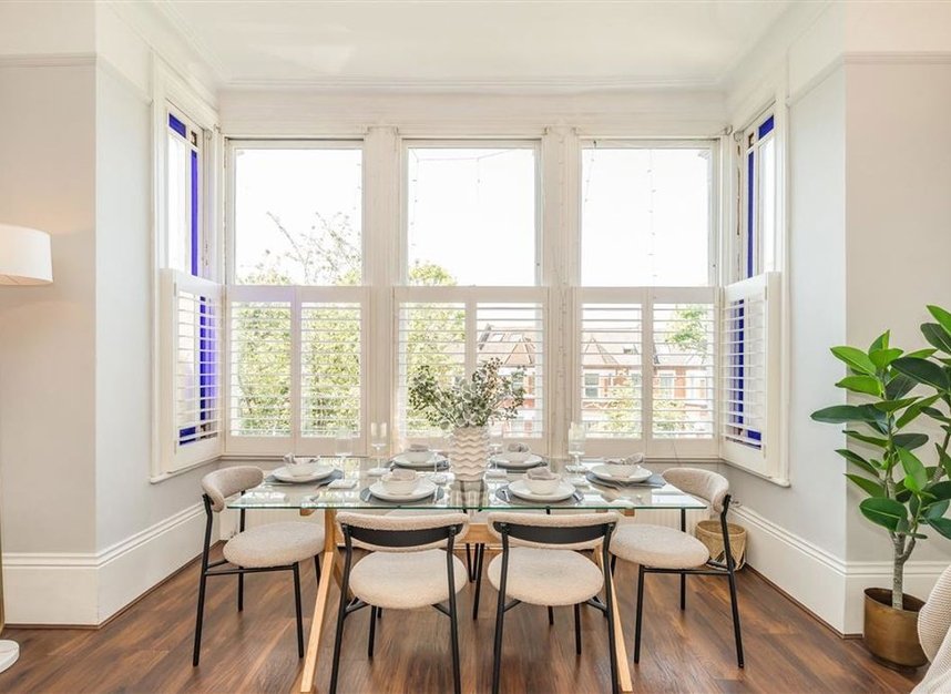 Properties for sale in Cavendish Road - SW12 0BL view4