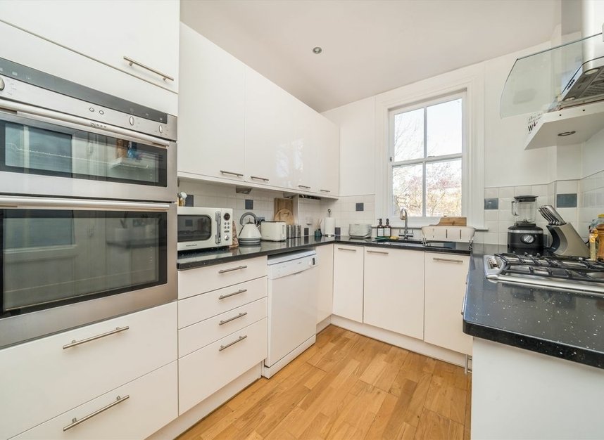 Properties sold in Caxton Road - SW19 8SJ view5